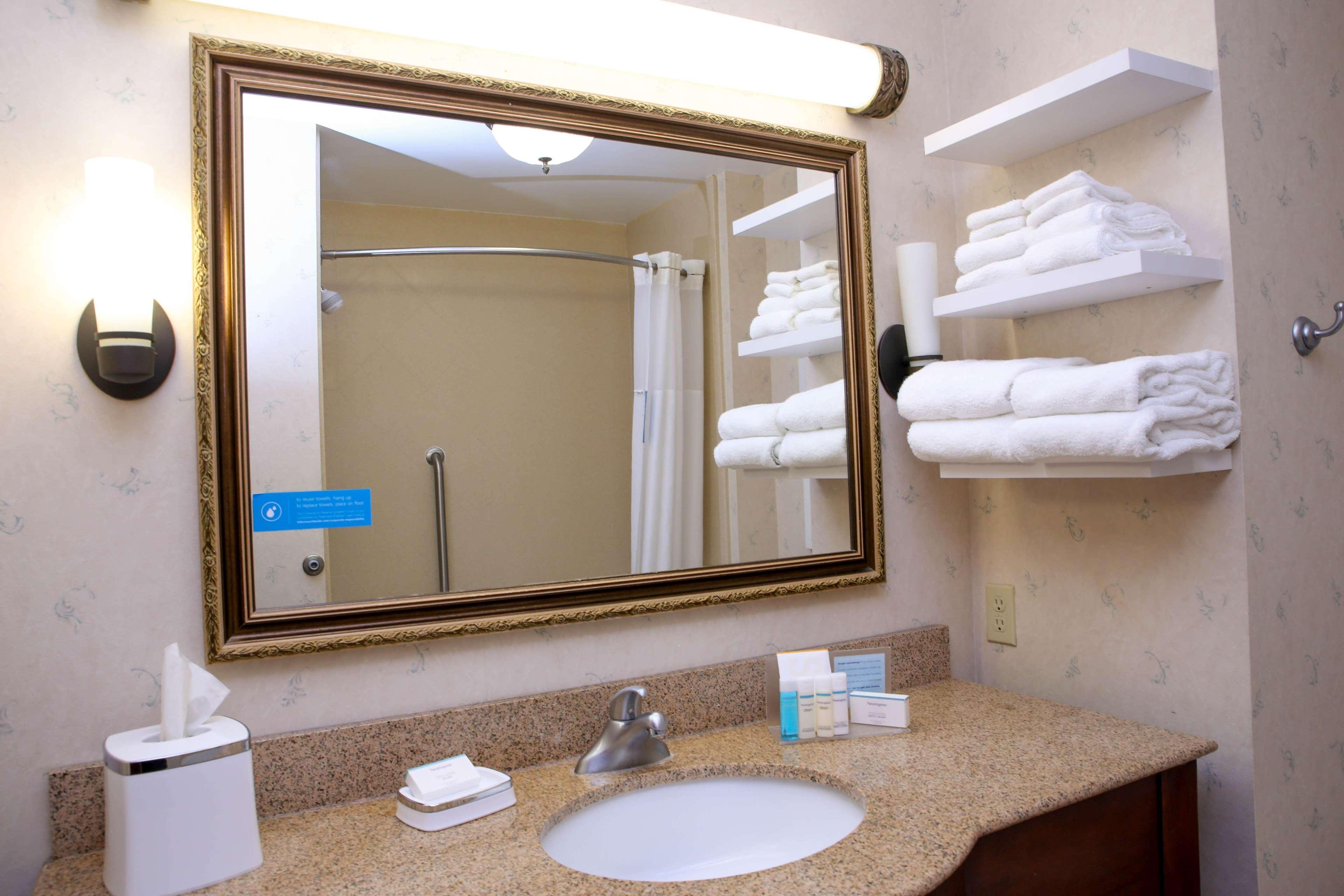Hotel Hampton 3*