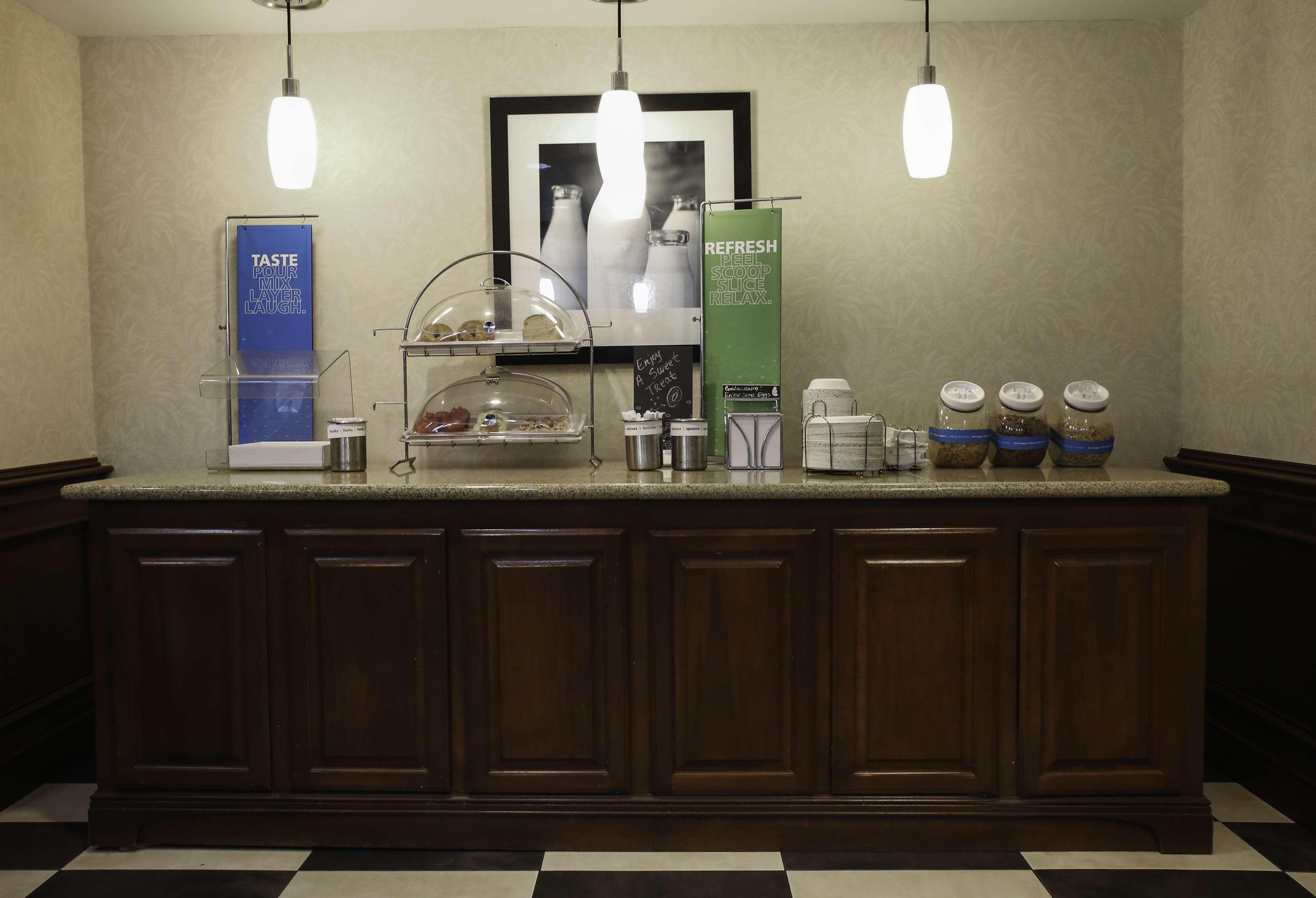 Hampton Hotel 3*