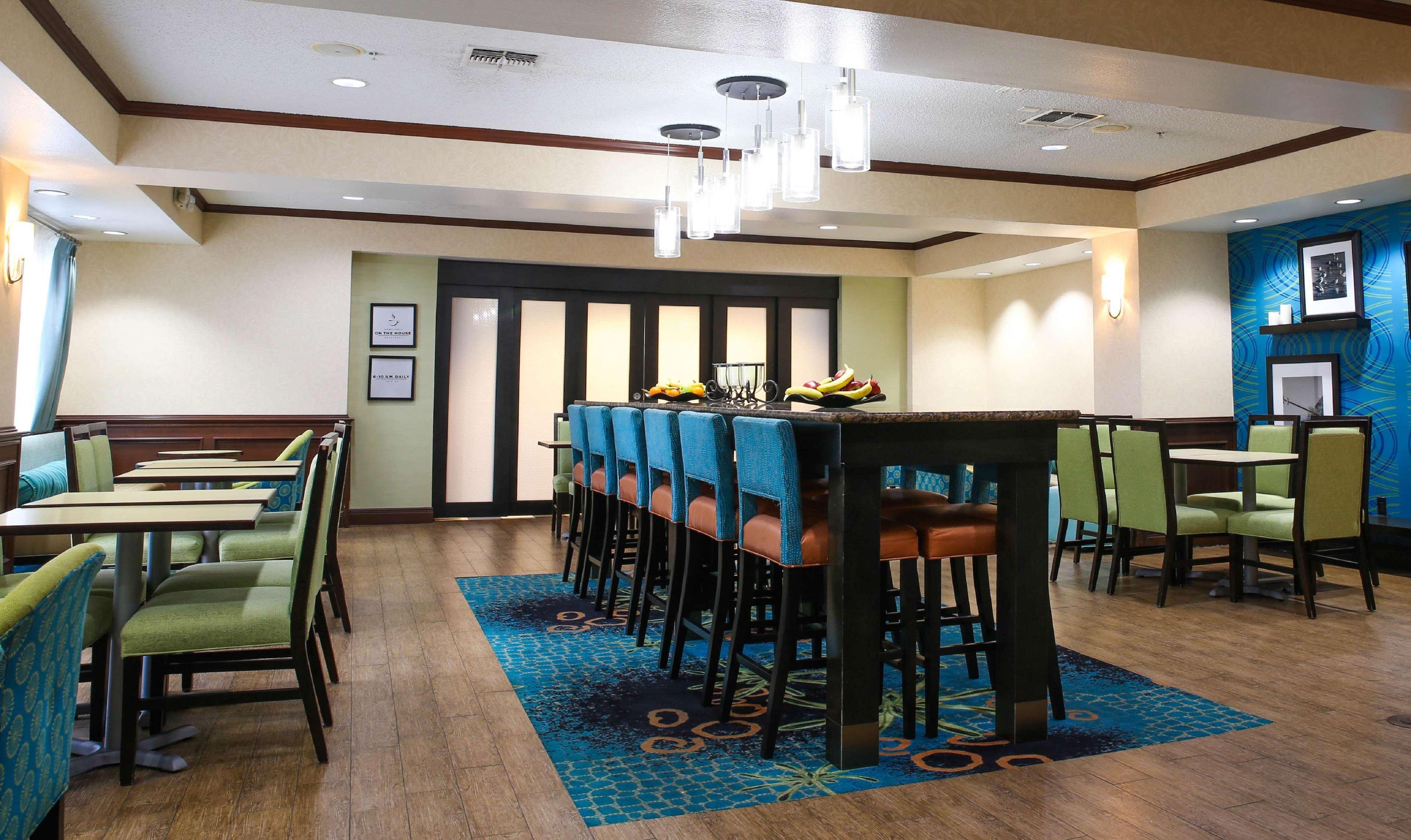 Hampton Hotel 3*