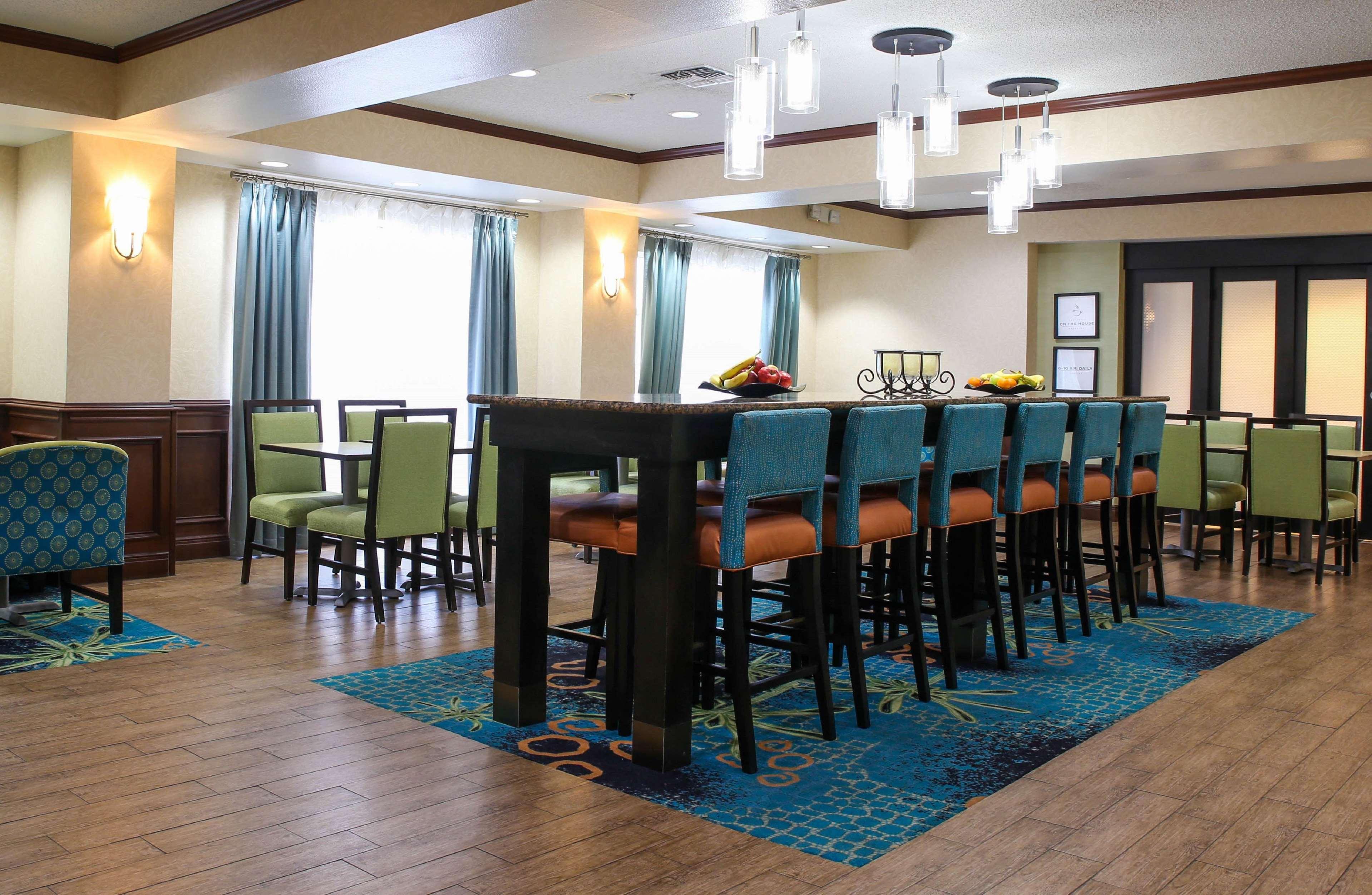 Hotel Hampton