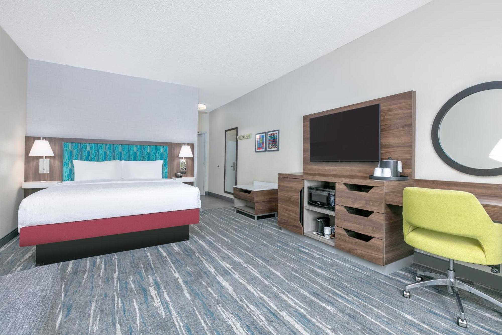Hotel Hampton 3*