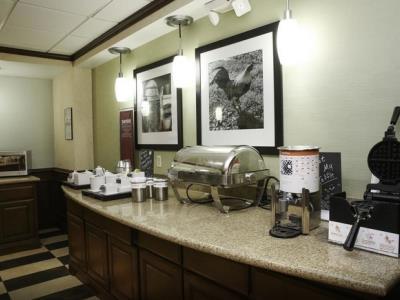 Hotel Hampton 3*